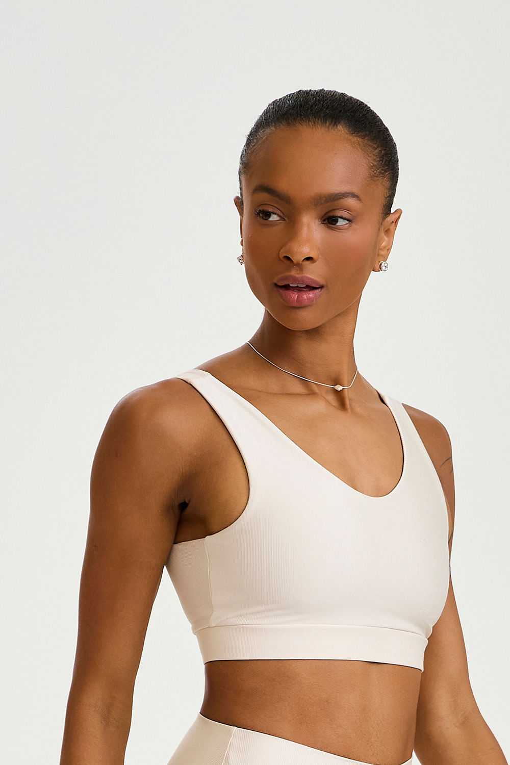 Conjunto Top e Calça Essencial Off White