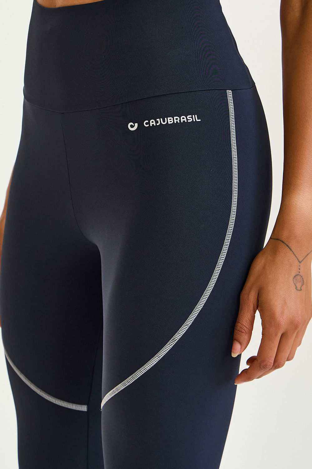 Legging Ny Com Bolso Nas Costas Preto