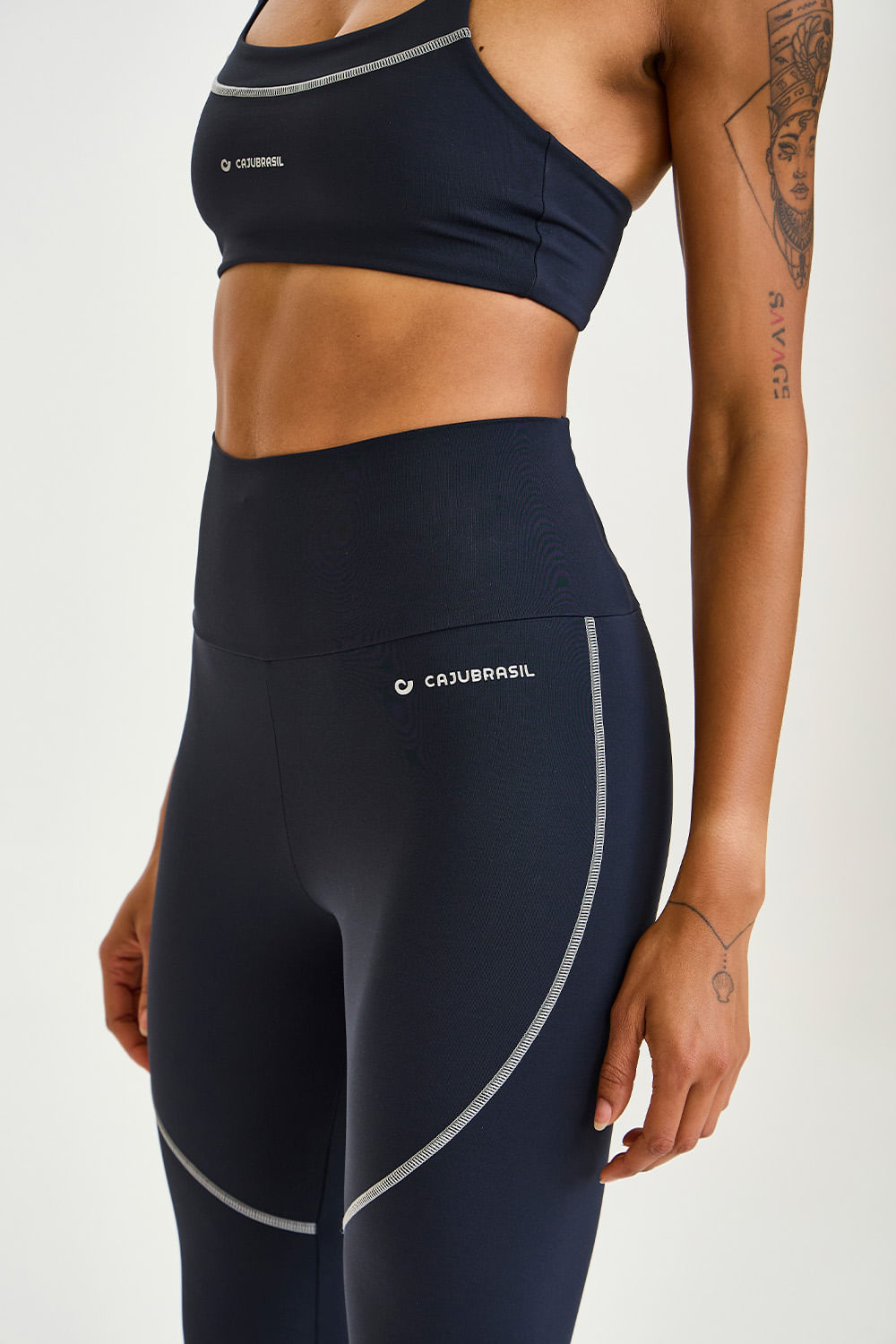 Legging Ny Com Bolso Nas Costas Preto
