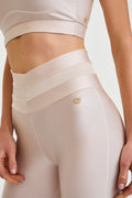 Legging Adaptiv Com Punho E Afina Cintura Off White
