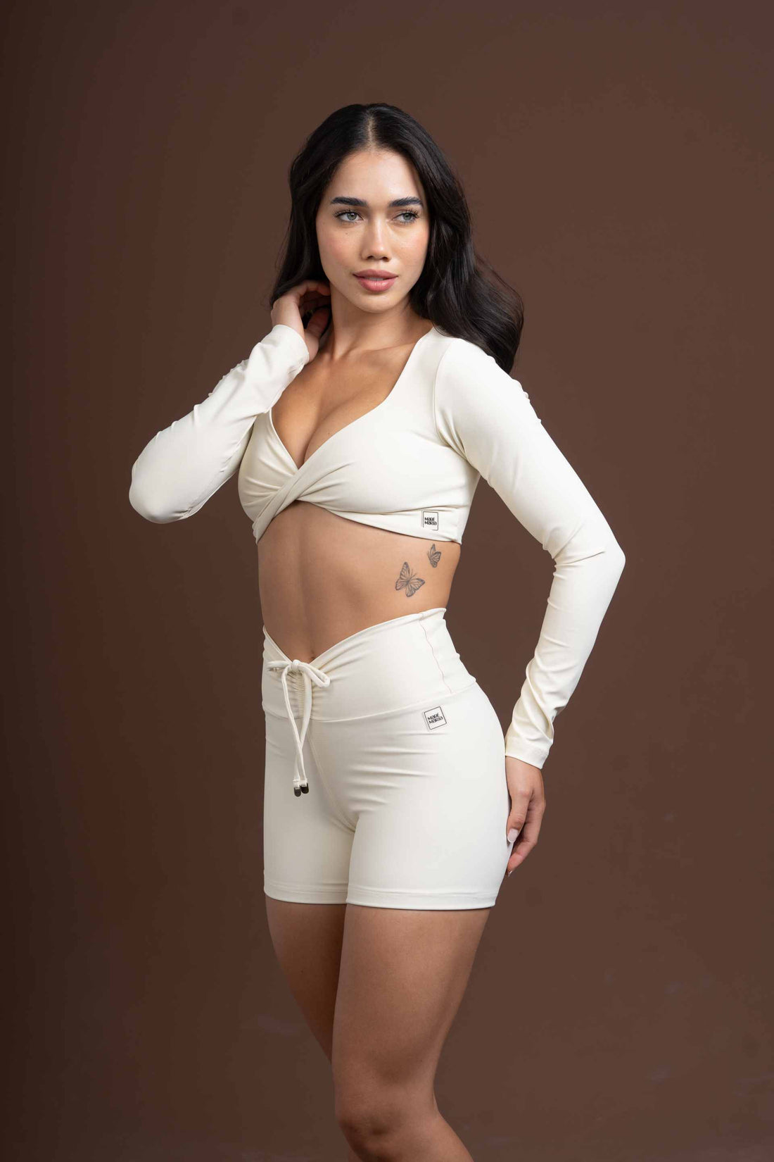 Conjunto Top e Calça Fitness Compressão Manga Longa Infinity Creme