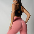 Bermuda Fitness Empina Bumbum Seamless Vermelho BD195