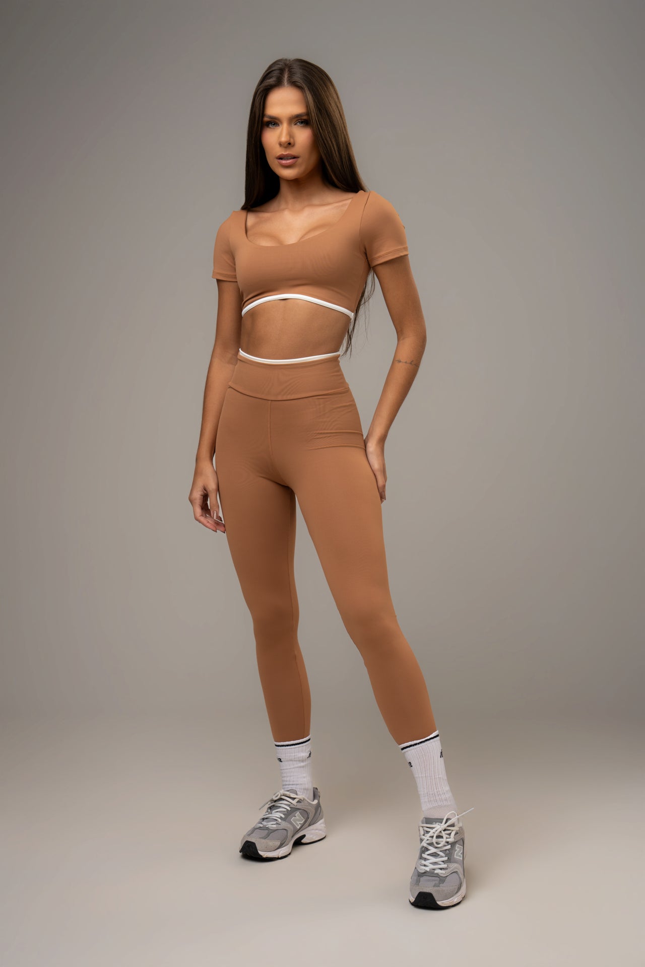 Conjunto Legging e Top Belle Essentials Caramelo