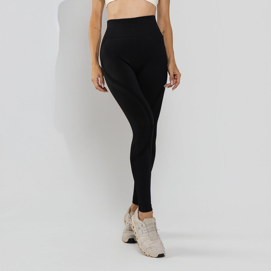 Calça Legging Poliamida Corte Básico Cintura Alta Preto LG2407