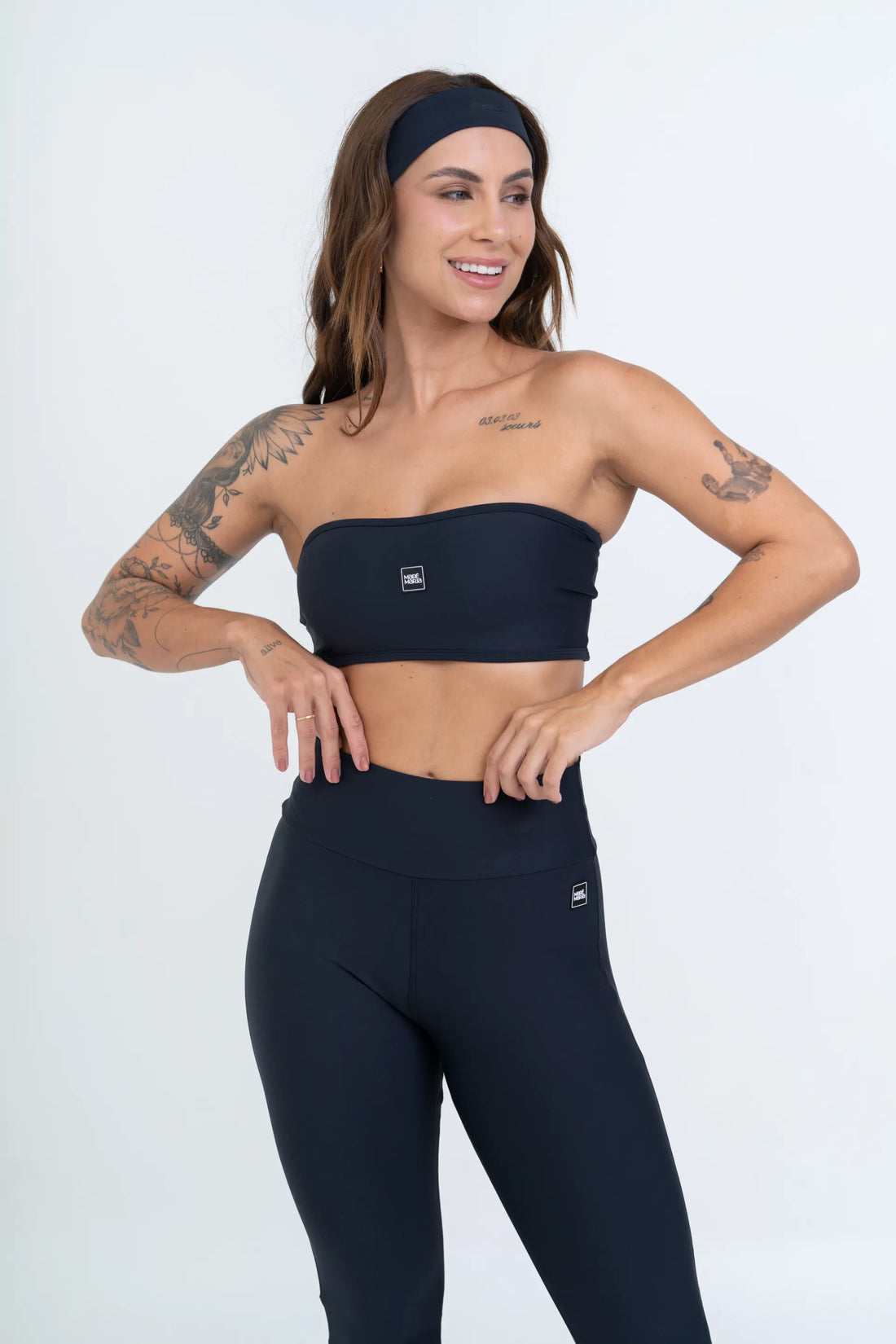 Conjunto Top e Calça Fitness Tomara Que Caia Allure Preto