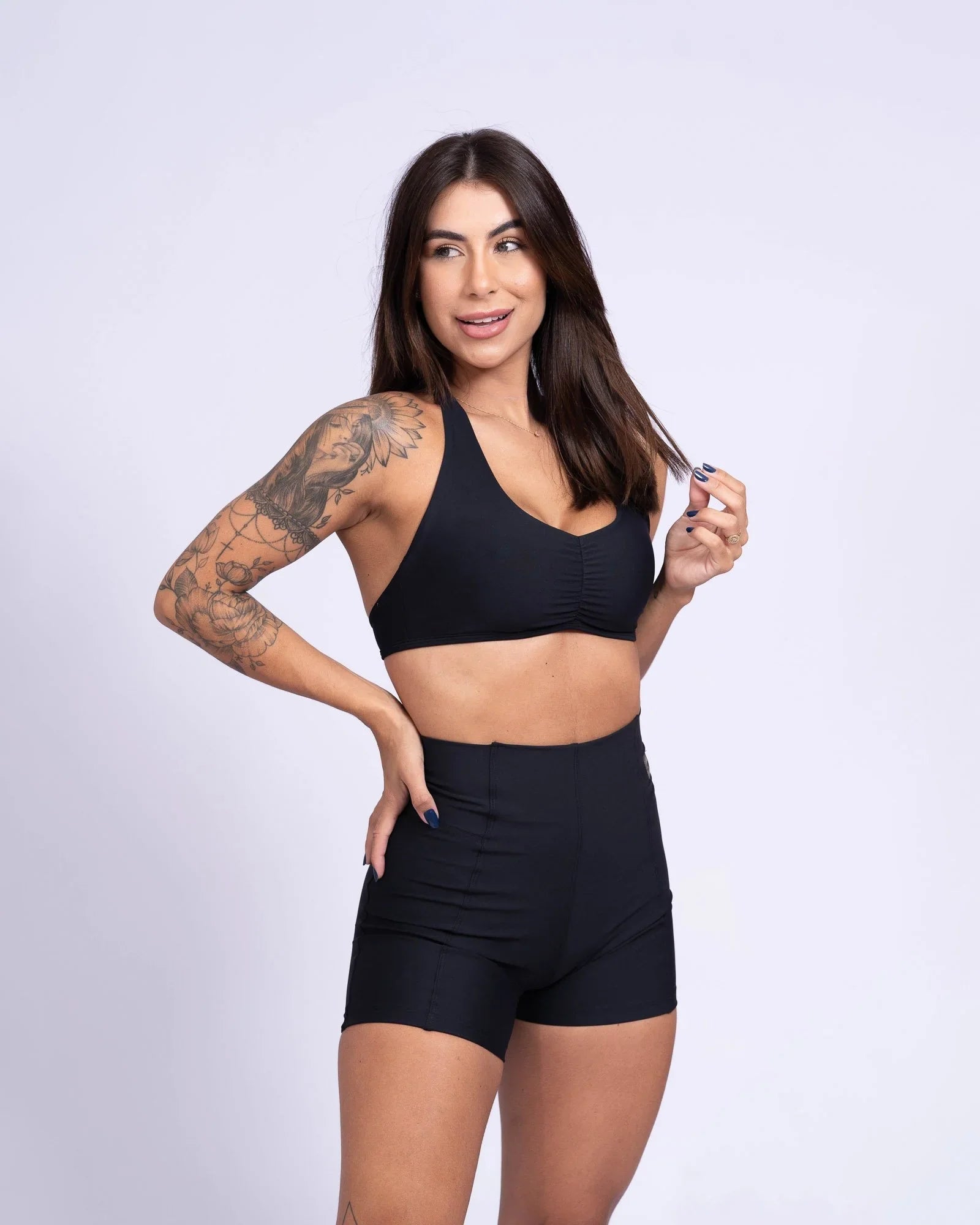 Conjunto Top e Calça Fitness Frente Única Nala Preto