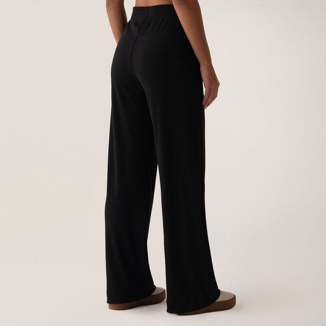 Calça Fila Wide Essentials Canelada Feminina