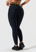 Legging Fitness Feminina Com Elásticos No Cós E Na Lateral Activity Dlk Preto