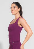 Camiseta Fitness Feminina Com Decote Quadrado Roxo Básica Dlk