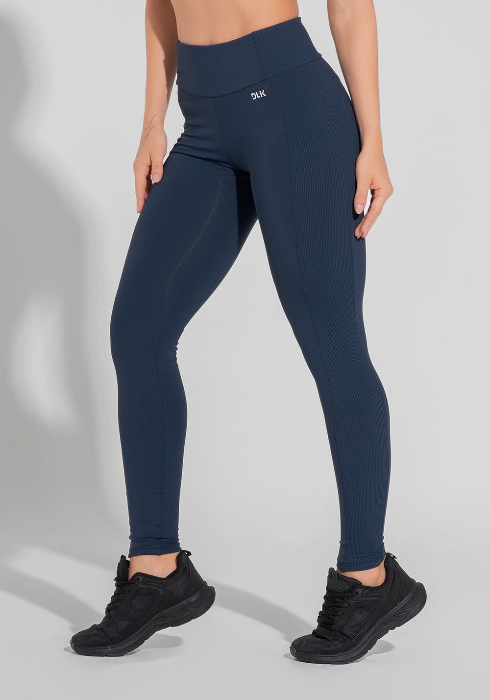 Legging Fitness Feminina Com Detalhe Canelado Motion Lines Dlk Azul Marinho