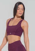 Conjunto Top e Calça Fitness Feminino Nadador Anatômico Com Detalhe Canelado Motion Lines Dlk Vinho
