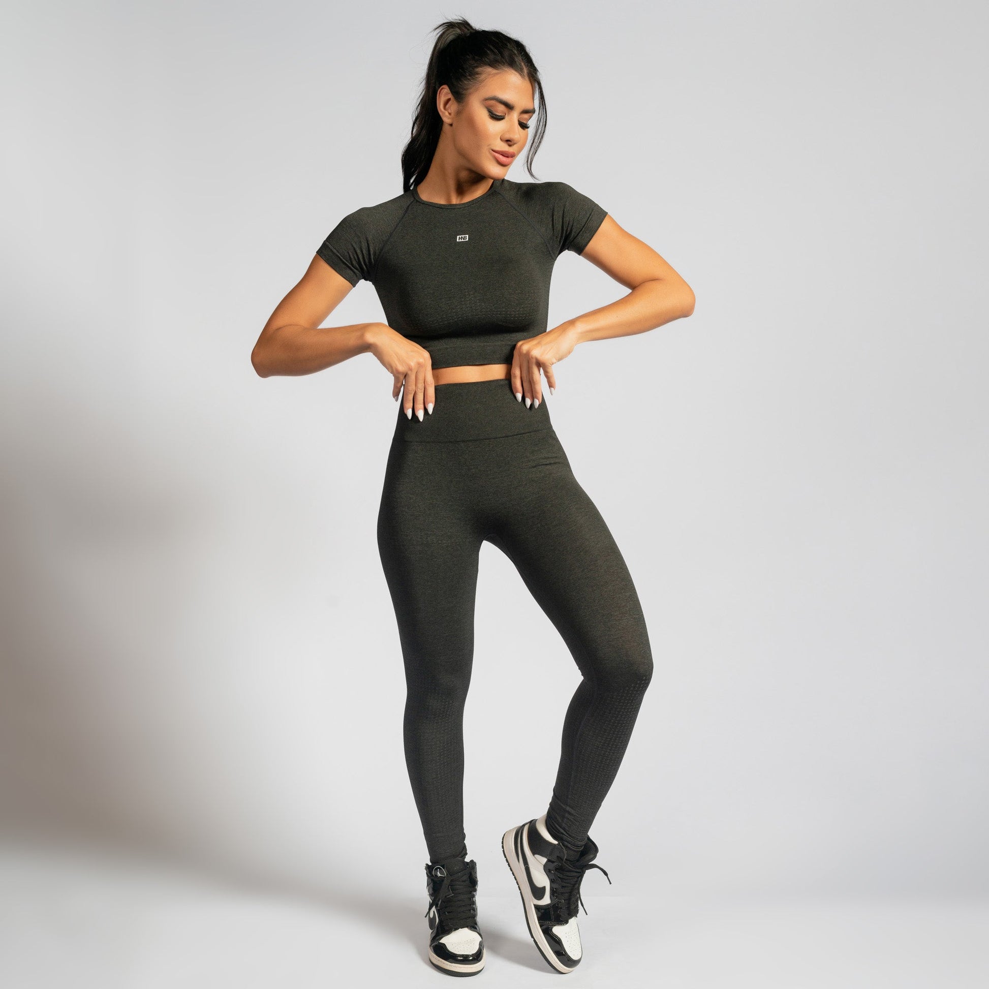 Conjunto Top e Calça Cropped Seamless Mescla Escuro TP1555