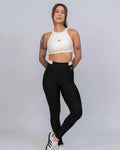 Conjunto Top e Calça Fitness Madu Off White