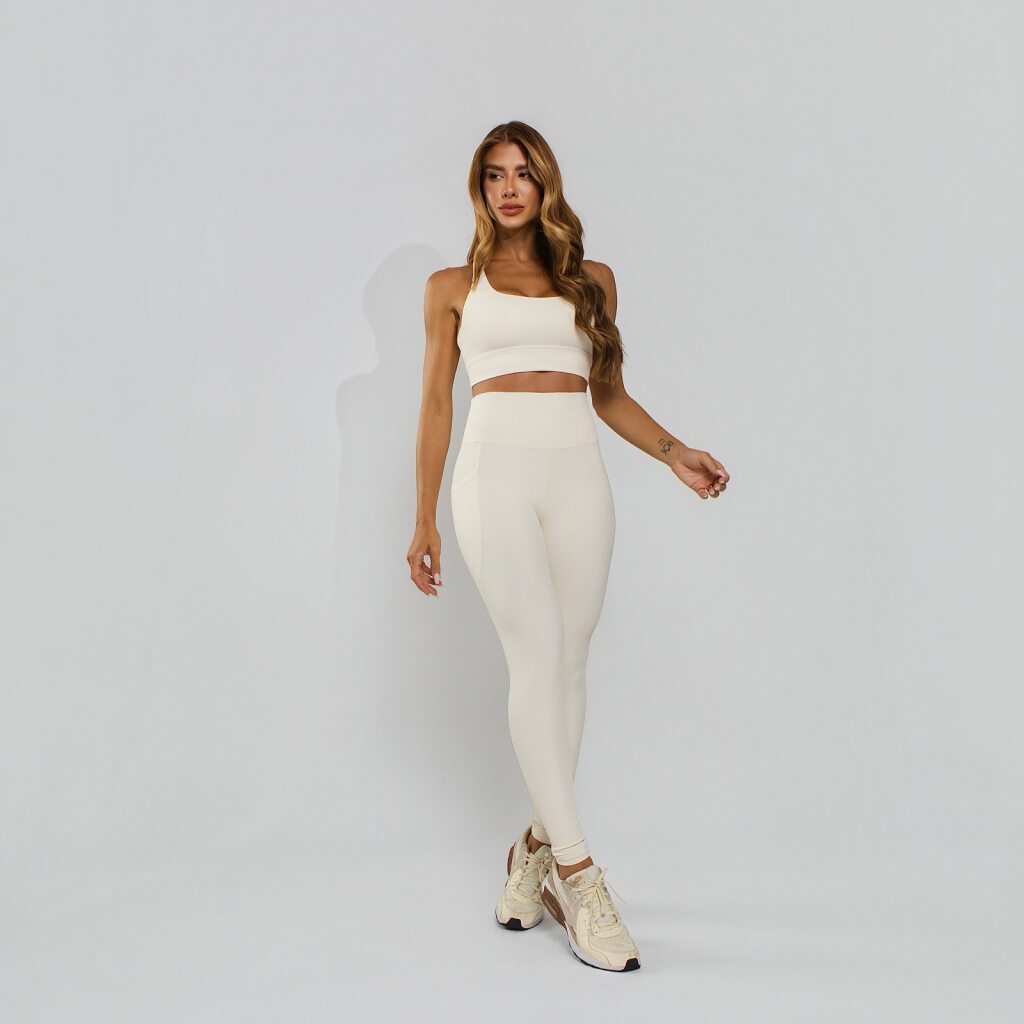 Calça Legging Premium com Bolso e Recortes Tecido Texturizado Off White LG2387